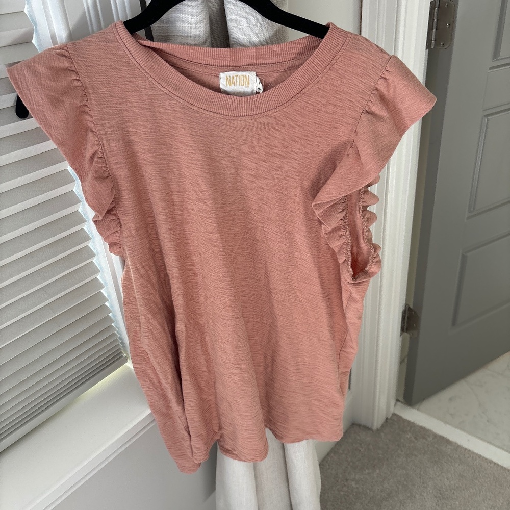 Nation flutter sleeve tshirt